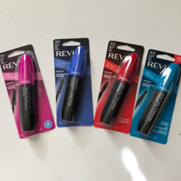 Revlon mascara - Picture 1 of 1